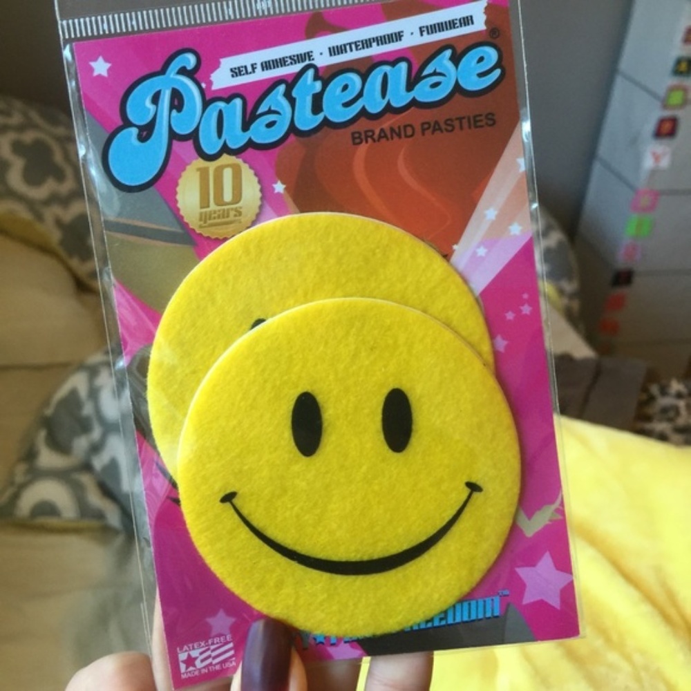 Smiley Face Nipple Pasties Emoji